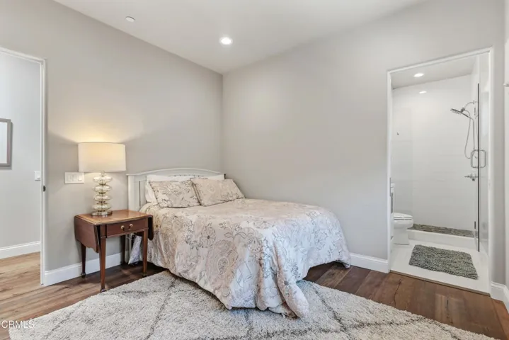 30- Guest Bed ensuite