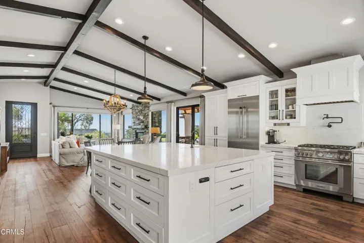 22-Kitchen