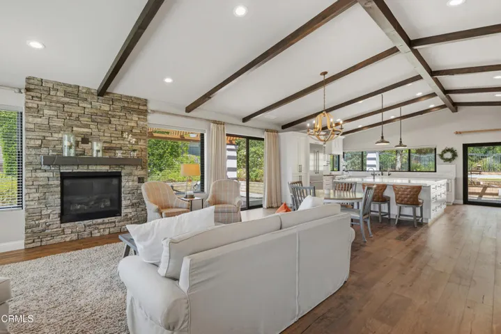13-Living Room