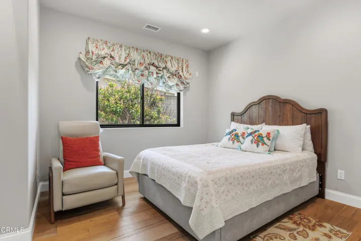 31- Guest Bed