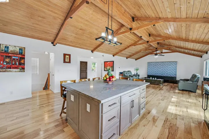 49 Christopher Ct, El Sobrante, California 94803