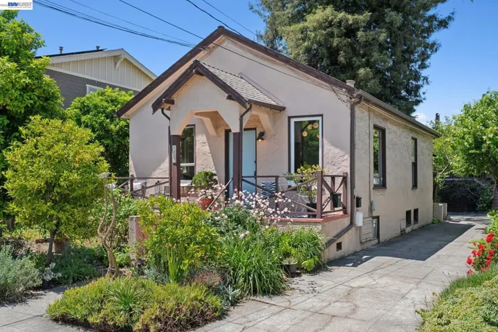 4987 Shafter Avenue, Oakland, California 94609