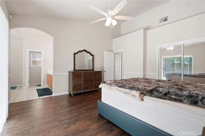 4651 W Morris Avenue, Fresno, California 93722
