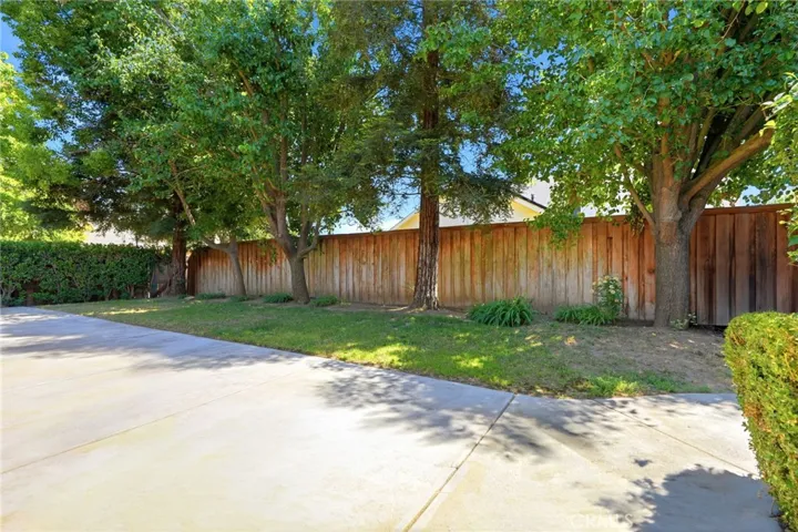 4651 W Morris Avenue, Fresno, California 93722