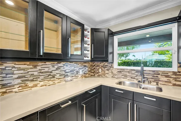 6830 Bothwell, Reseda, California 91335