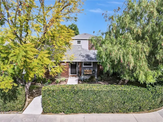6830 Bothwell, Reseda, California 91335