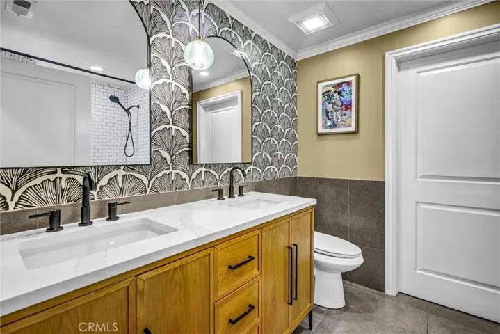 6830 Bothwell, Reseda, California 91335