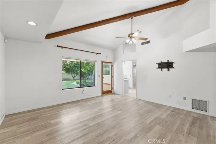 7313 Calle Los Manzanos, Bakersfield, California 93309