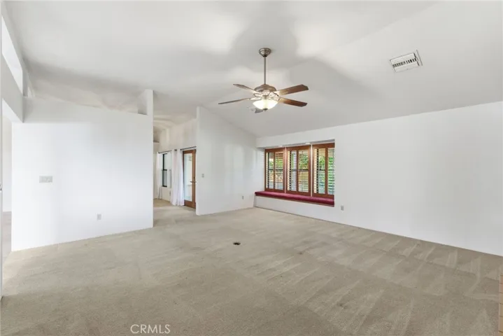 7313 Calle Los Manzanos, Bakersfield, California 93309