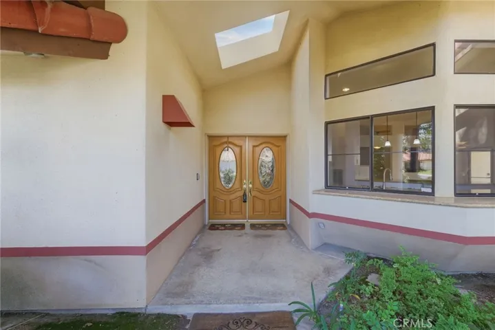 7313 Calle Los Manzanos, Bakersfield, California 93309