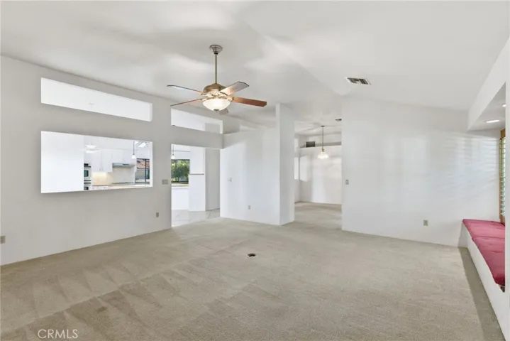 7313 Calle Los Manzanos, Bakersfield, California 93309