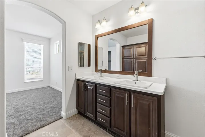DOUBLE SINKS