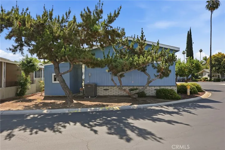 15111 Pipeline Avenue 50, Chino Hills, California 91709