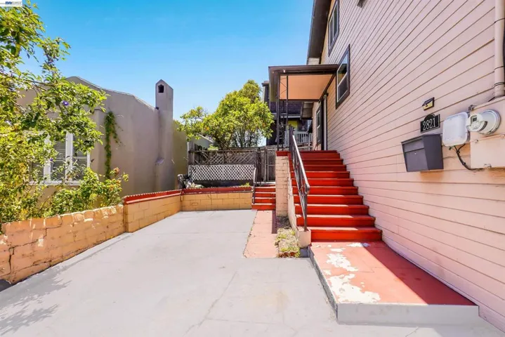 2821 Vallecito Pl, Oakland, California 94606