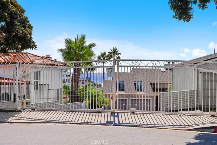 Private Gate Entry