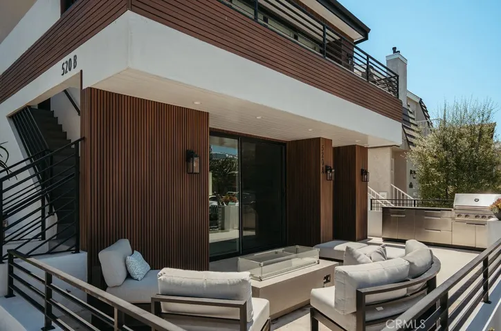 520 Iris, Corona Del Mar, California 92625