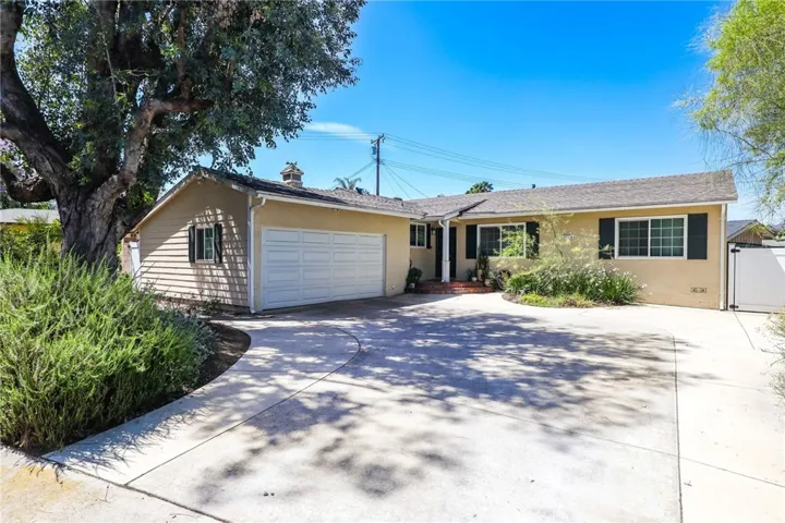 2914 Fallbrook Drive, Santa Ana, California 92706
