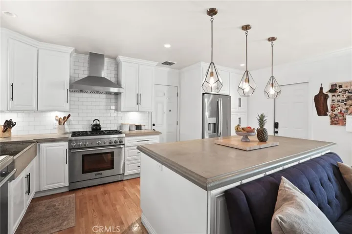 2914 Fallbrook Drive, Santa Ana, California 92706