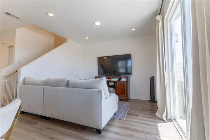 1362 Anise, Upland, California 91786