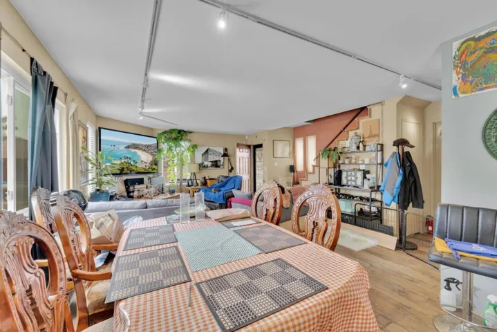 175 Henson St, San Diego, California 92114