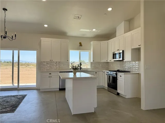 12734 Tate Court, Apple Valley, California 92307