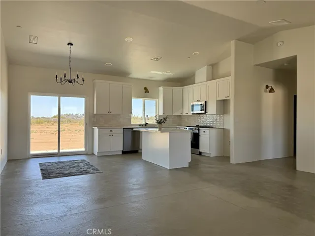 12734 Tate Court, Apple Valley, California 92307