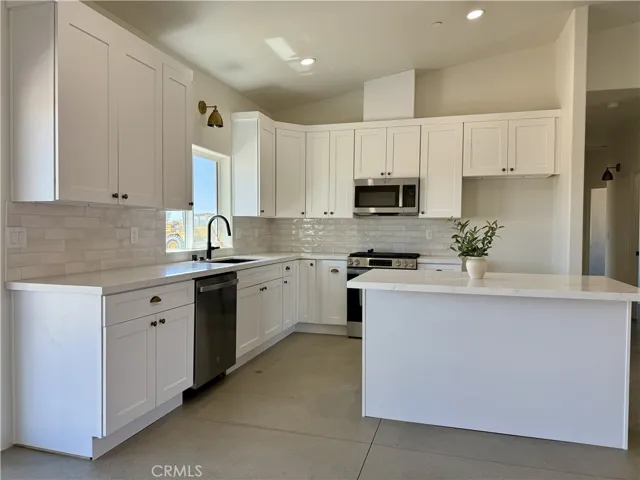 12734 Tate Court, Apple Valley, California 92307
