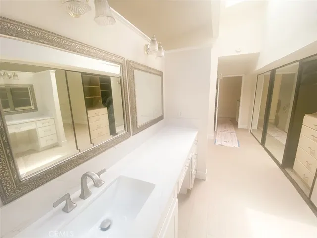 20692 Cottonwood, Yorba Linda, California 92887