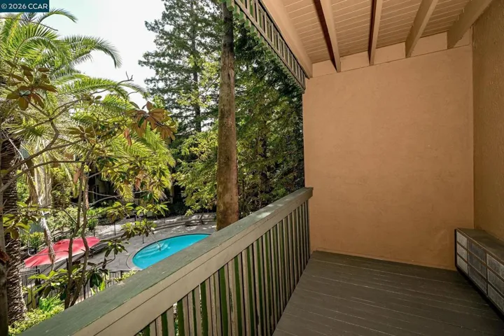 Private Deck