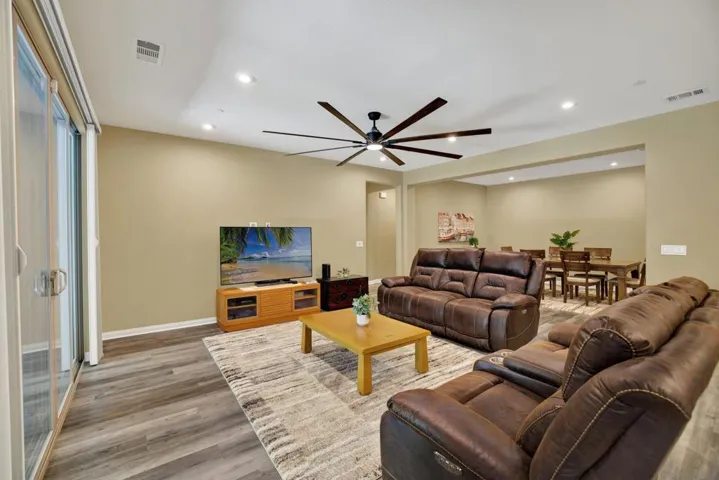 2496 Newgrove Pl, Escondido, California 92027