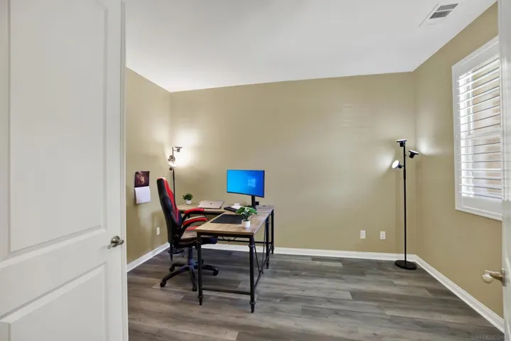 2496 Newgrove Pl, Escondido, California 92027