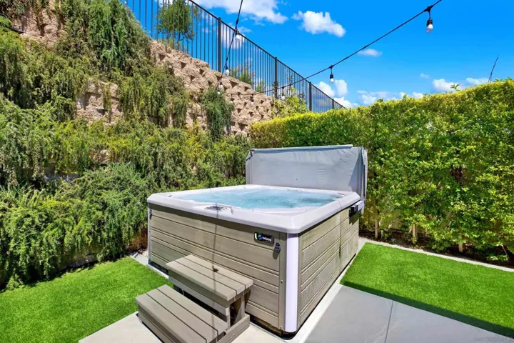 2496 Newgrove Pl, Escondido, California 92027