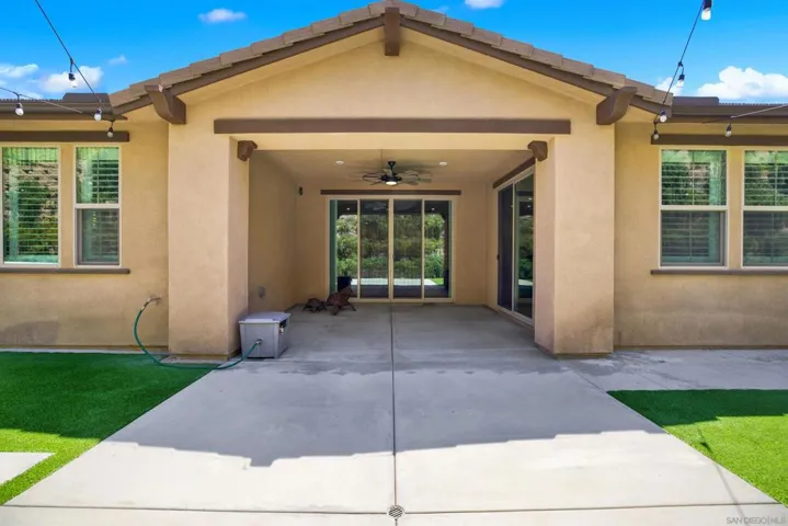 2496 Newgrove Pl, Escondido, California 92027