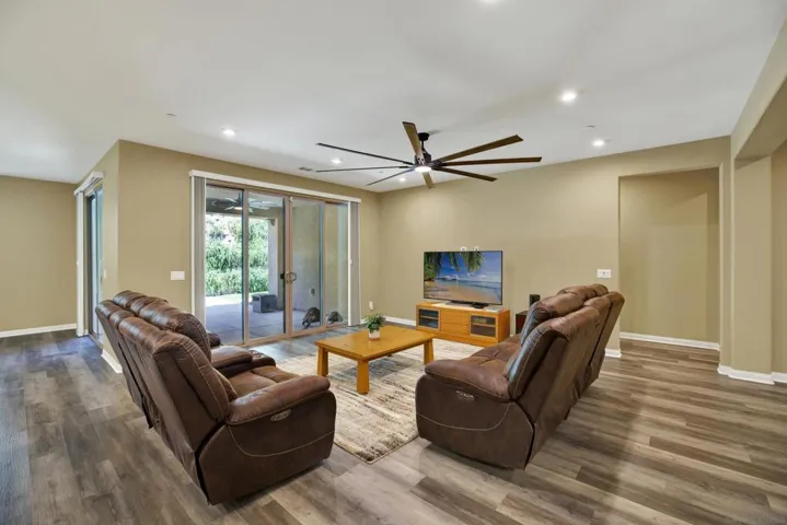 2496 Newgrove Pl, Escondido, California 92027
