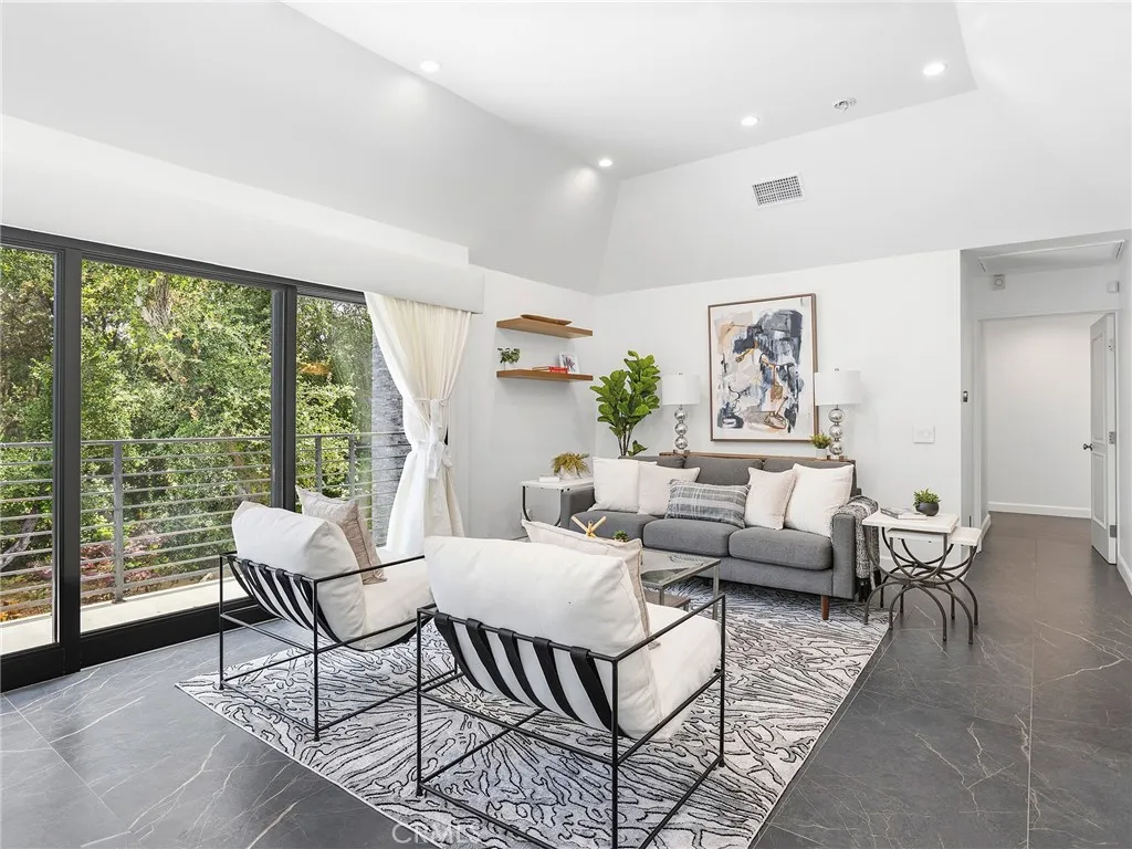 7572 McGroarty
