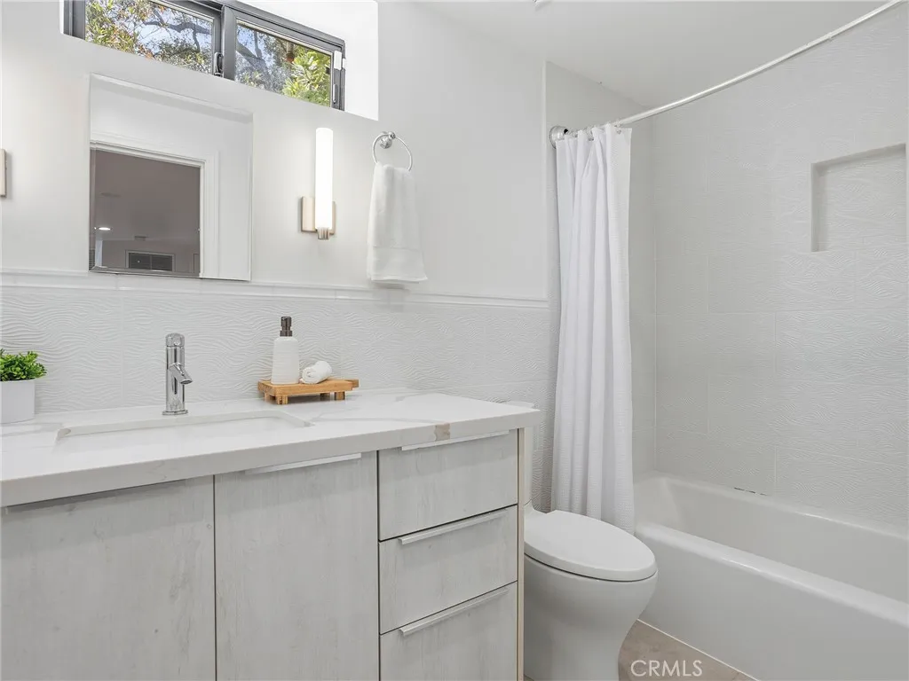 7572 McGroarty