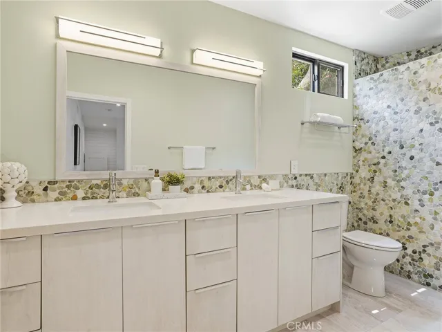 7572 McGroarty