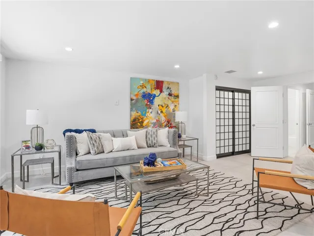 7572 McGroarty