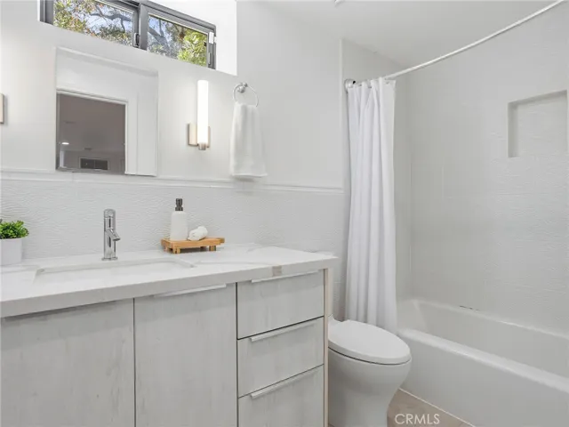 7572 McGroarty