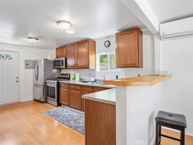 7582 McGroarty