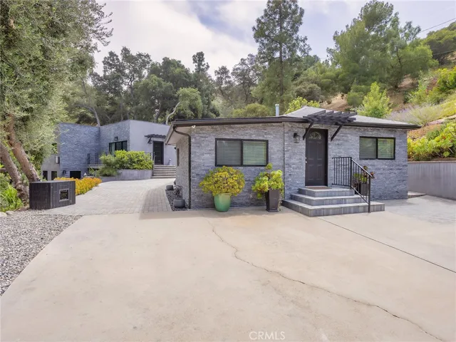 7582 McGroarty