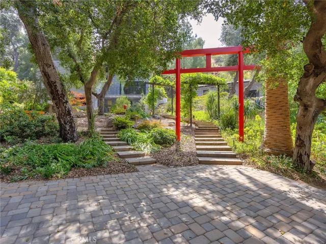 7572 McGroarty