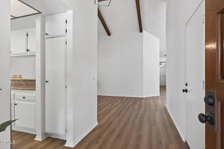 5-web-or-mls-Upmarket Media-2258Plac013