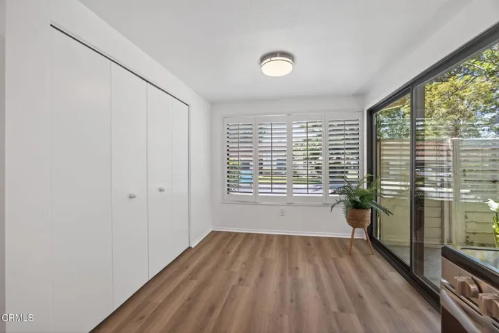9-web-or-mls-Upmarket Media-2258Plac025