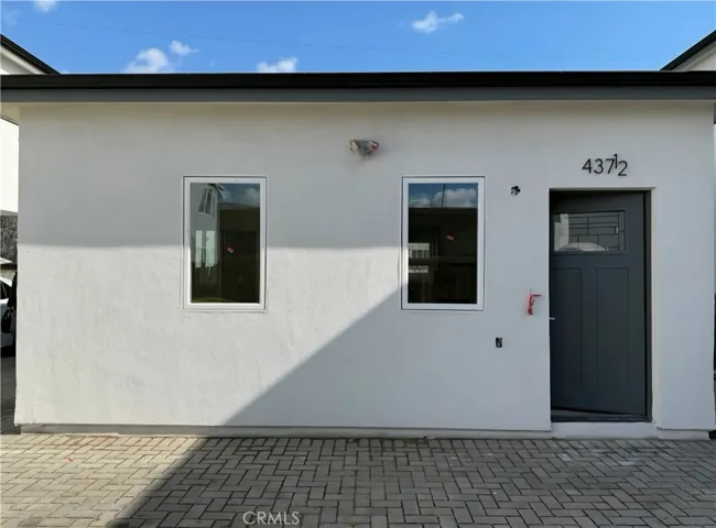 439 W 89th, Los Angeles, California 90003