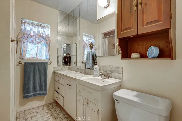 Bath 1