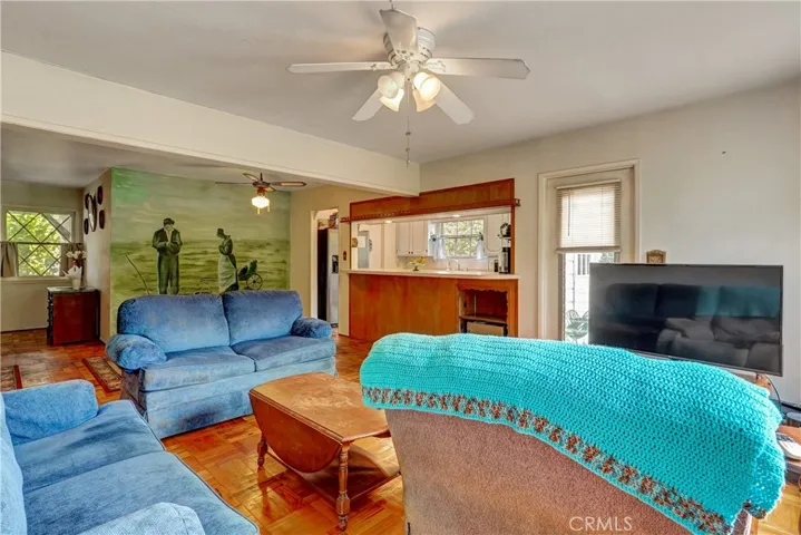 11142 Gaynor, Granada Hills, California 91344