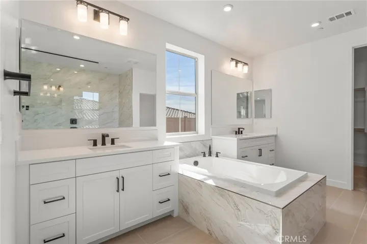 1381 Amanda Glen S, Escondido, California 92029