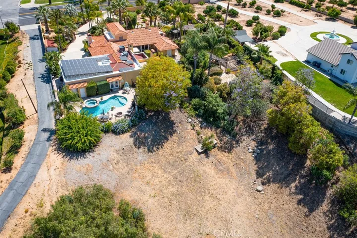 Back slope of property