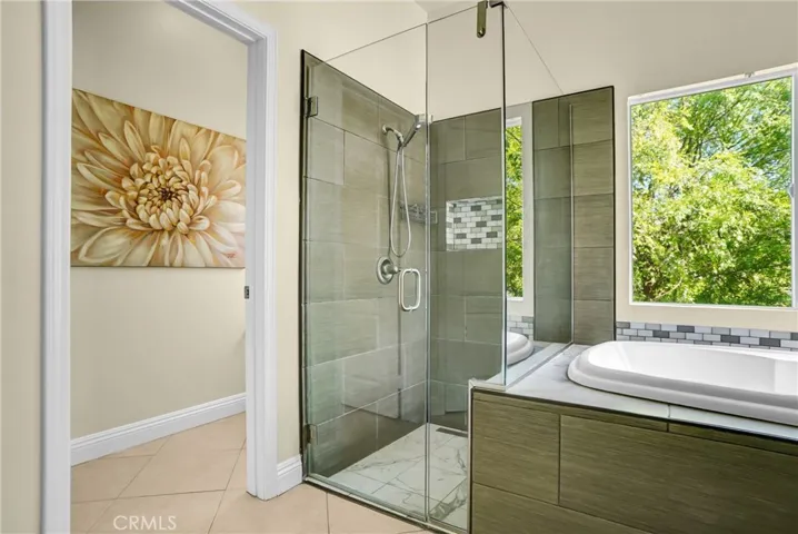 23253 Lea Court, Valencia, California 91354